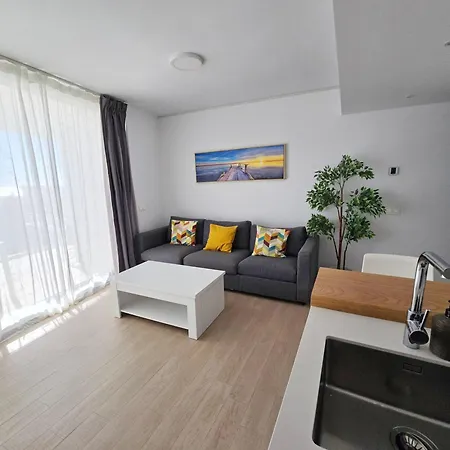 Bonito Carvajal - - The Wave * פואנגירולה